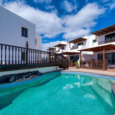 Casa Hibiscus - Shared Pool - Close To Seafront Promenade Punta Mujeres Екстер'єр фото